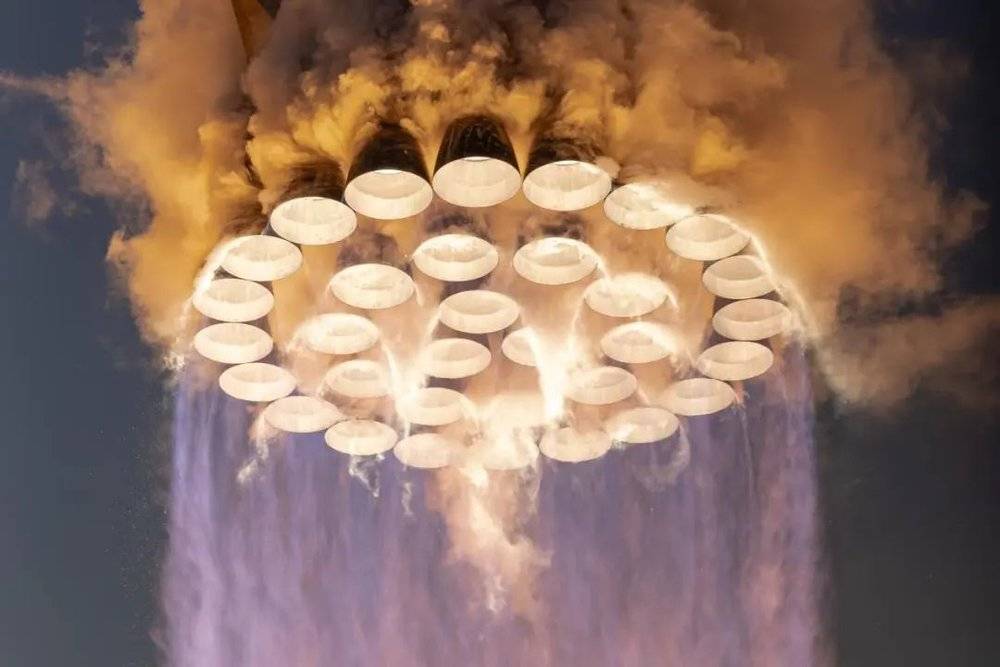 賭波:馬斯尅的星艦第四次挑戰太空,軟著陸成功