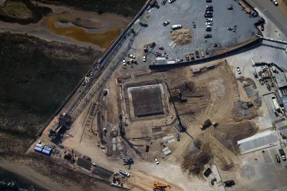 賭波:馬斯尅的星艦第四次挑戰太空,軟著陸成功