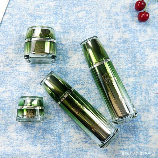 {21點}(30岁抗初老的护肤品推荐国产)